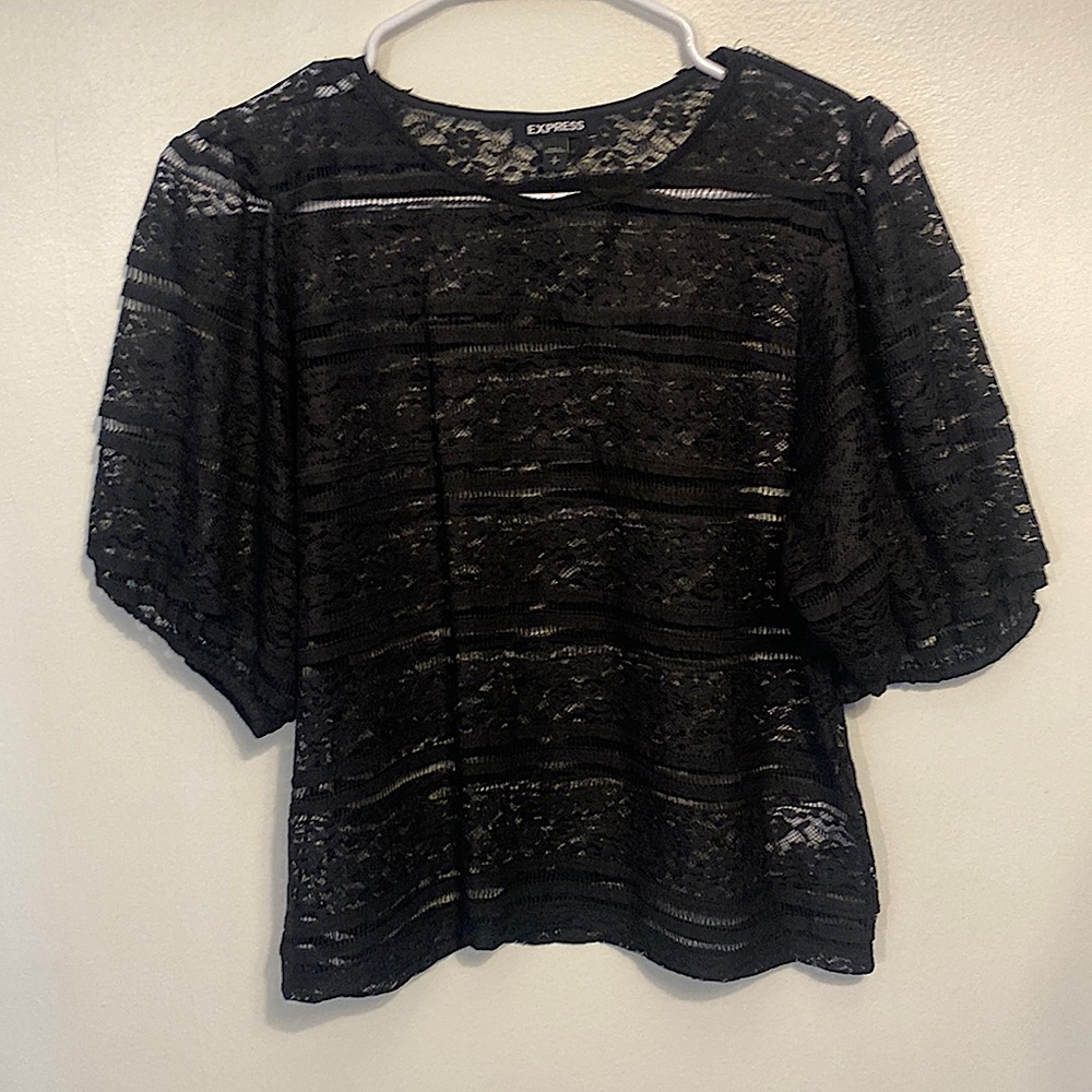 Express NWOT Black Lace Top Crop Blouse puffy Short Sleeve Pullover